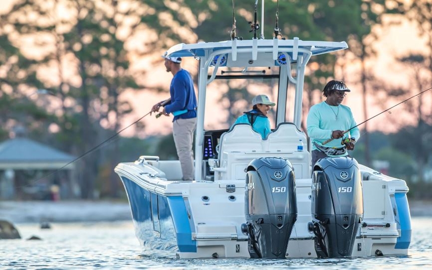 Yamaha 4 Zamanlı 150 Hp Extra Uzun Şaft Elektrikli Trimli Deniz Motoru Seti - Sağ ve Sol Dönüşlü