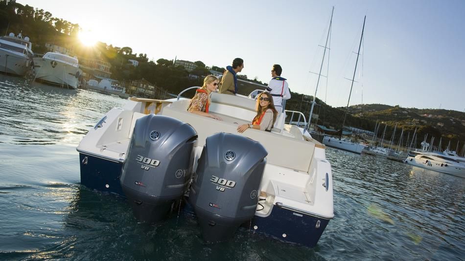 Yamaha 4 Zamanlı 300 Hp Extra Uzun Şaft Elektrikli Trimli Deniz Motoru Seti - Sağ ve Sol Dönüşlü